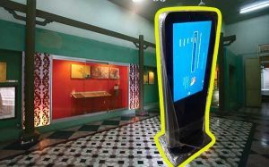 Khung Standee Dien Tu Phu Hop Cho Bao Tang